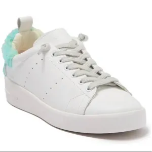 VINTAGE HAVANA “DESTINY” FAUX FUR DETAIL LEATHER SNEAKERS🆕