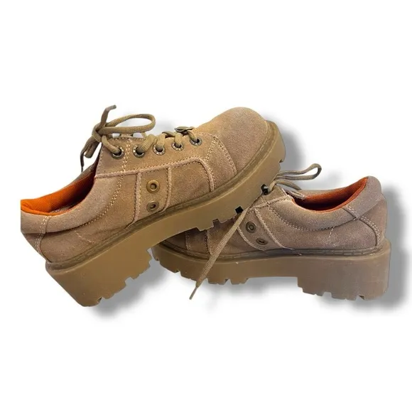 Vintage Y2K Mudd Chunky Lug Sole Tan Suede Lace Up Sneakers Size 8 Wide