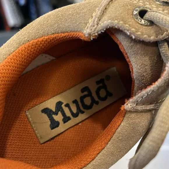 Vintage Y2K Mudd Chunky Lug Sole Tan Suede Lace Up Sneakers Size 8 Wide