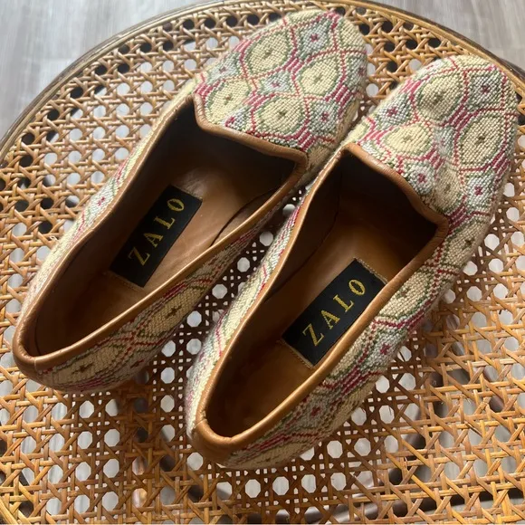 Vintage Zalo Needlepoint Geometrical Pattern Loafers Flats Size 6 Made In Spain