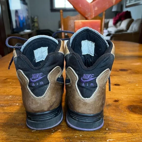 Vintage Nike ACG Boots