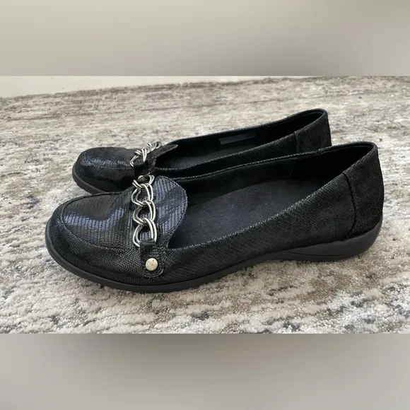 Vionic Alda Slip On Loafers Flats Womens Size 9.5 Black