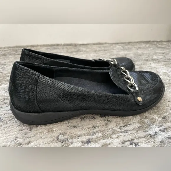 Vionic Alda Slip On Loafers Flats Womens Size 9.5 Black