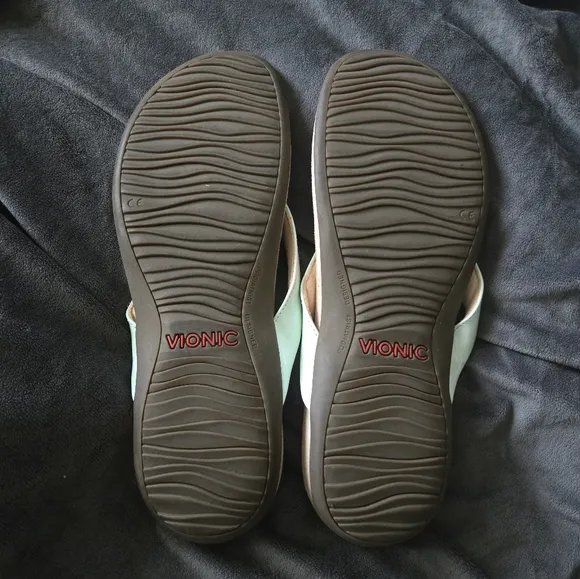 Vionic Bella Women's Mint Green Flip Flops Sz 12