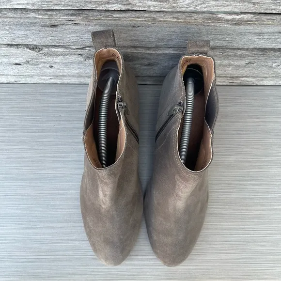 Vionic Paloma Wedge Ankle Boots