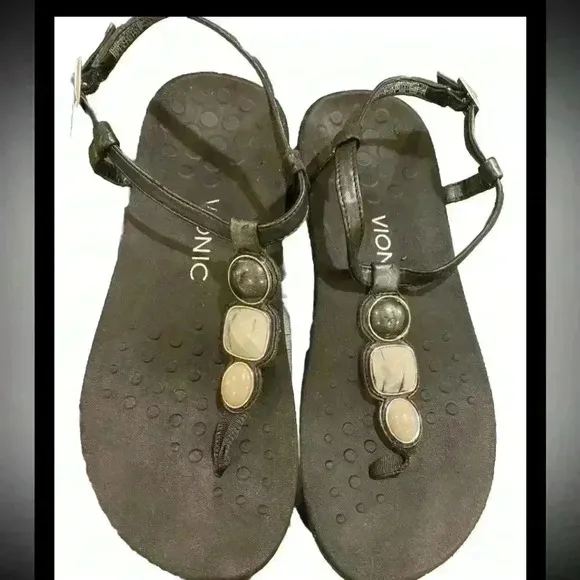 Vionic T strap sandals