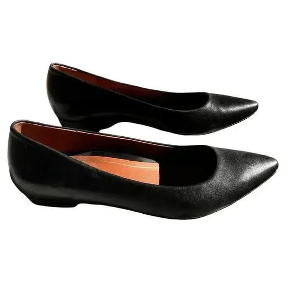 Vionic Women’s Lena Black Faux Leather Minimalist Casual Slip-on Flats 6.5