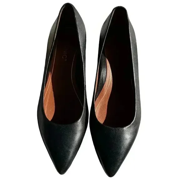 Vionic Women’s Lena Black Faux Leather Minimalist Casual Slip-on Flats 6.5