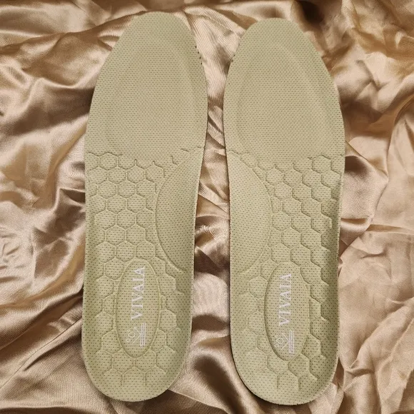VIVAIA Izabel Sneaker Flats - Size 38/US 7-7.5