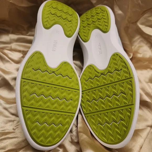 VIVAIA Izabel Sneaker Flats - Size 38/US 7-7.5