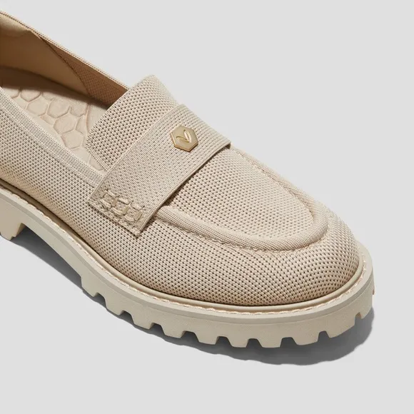 VIVAIA Round -Toe Platform Chunky Heel Cream Loafers for Women size 8