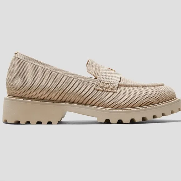 VIVAIA Round -Toe Platform Chunky Heel Cream Loafers for Women size 8
