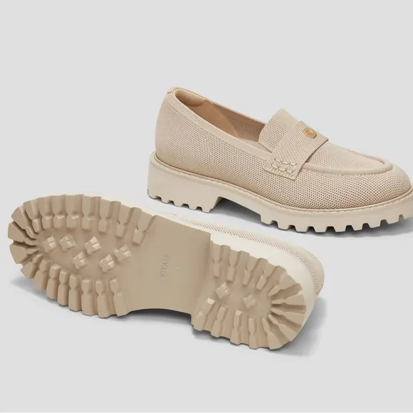 VIVAIA Round -Toe Platform Chunky Heel Cream Loafers for Women size 8
