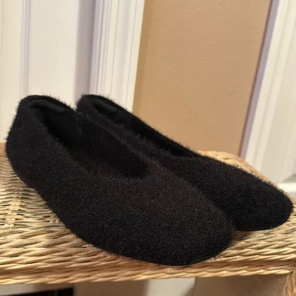 VIVAIA Square-Toe Faux Mink-Knit Flats (Margot2.0) Square Toe in Black sz 9.5