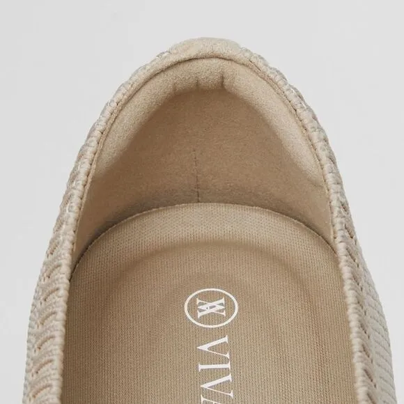 VIVAIA French-Themed Special Edition Flats Tamia 2.0 beige size 5.5 NWT in pkg