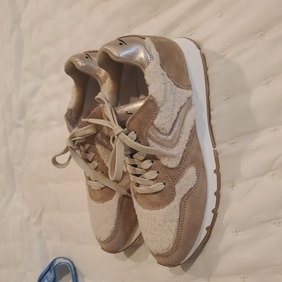 Voile Blanche - Julia Suede/Metallic Fur Sneaker in Brown &amp; Beige