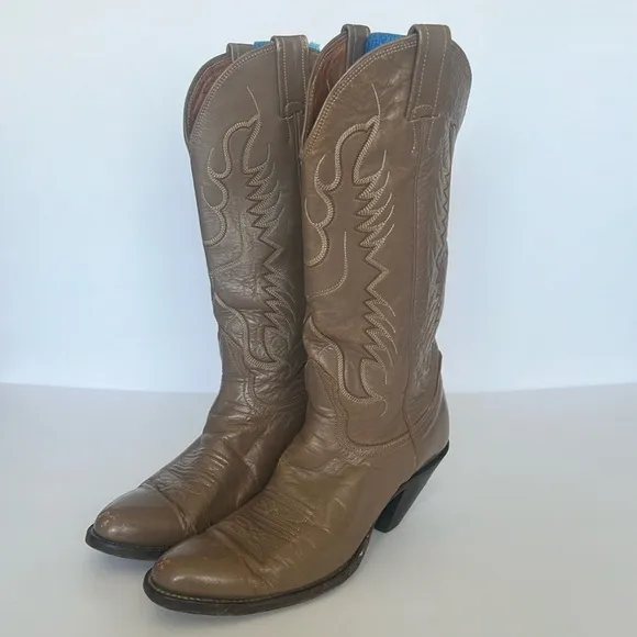 VTG Nocona Boots Mens Brown Leather‎ Western Cowboy Boots Pull On Size 7.5B ⬇️