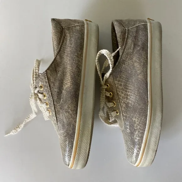 Vtg Stuart Weitzman Faux Animal Gold Flecked Lace-Up Sneakers