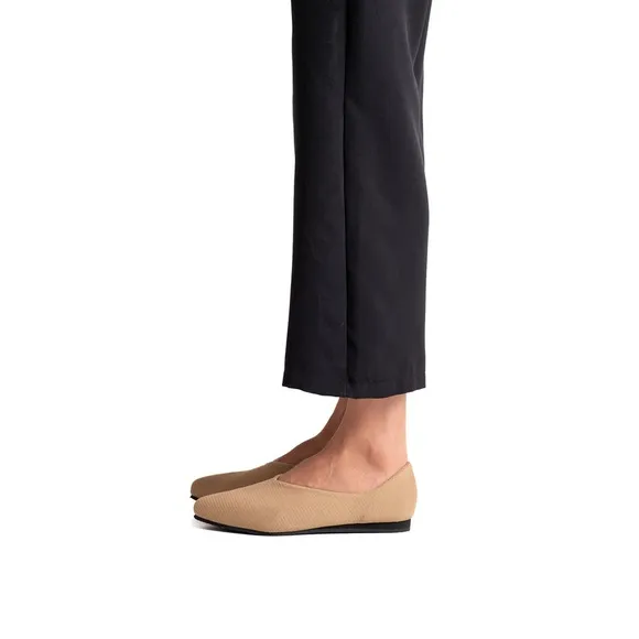 WAPS Women Camel Mustard Yellow Slip-On Flats, Cushioned Lightweight Flats,Size9