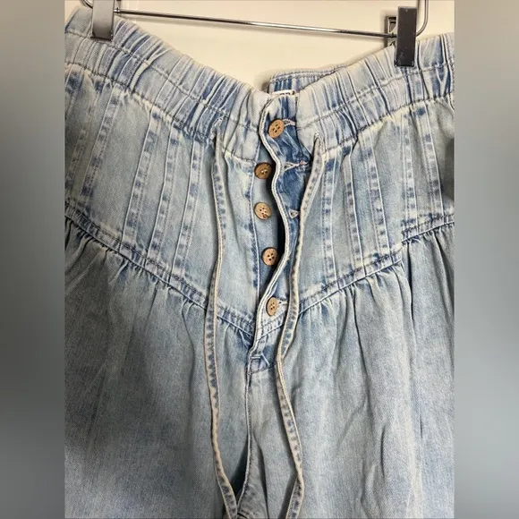 We The Free People Forget Me Knot Pull-On Pleated Yoke Wide Leg Jeans