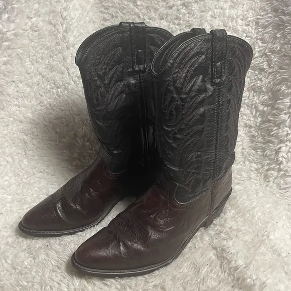 Western men’s cowboy boots dark cherry red &amp;black  Made in USA SZ12