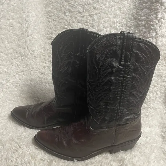 Western men’s cowboy boots dark cherry red &amp;black  Made in USA SZ12