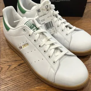 White Stan Smith Adidas Sneakers with Green Accents