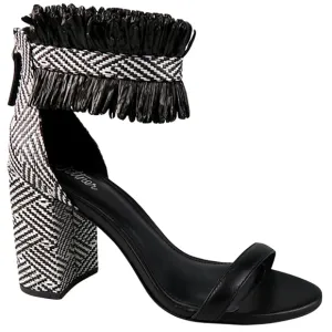 Whittner Romona Black And White Raffia Sandals Size 9