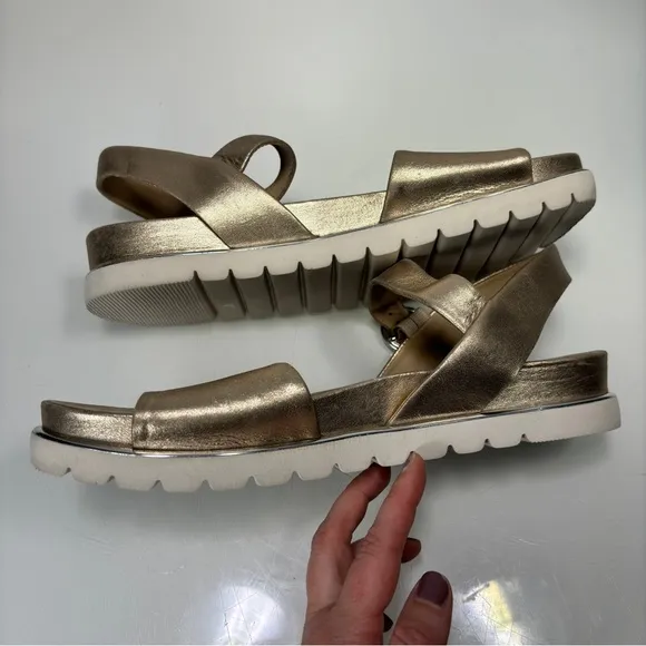 Wirth Metallic Gold Leather Adjustable Ankle Strap Sandals Size 42