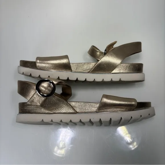 Wirth Metallic Gold Leather Adjustable Ankle Strap Sandals Size 42