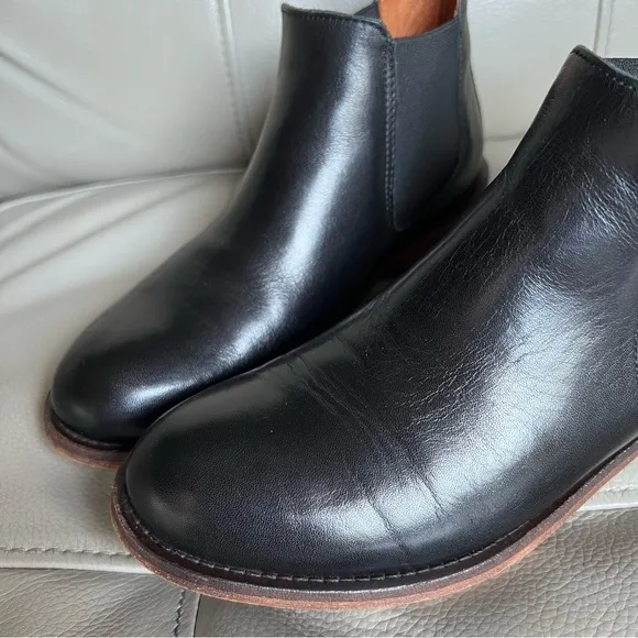 Wolverine Jean Chelsea Women Boots Sz 5 Leather Black Pull On Classic