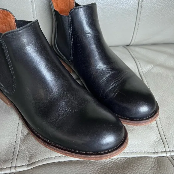 Wolverine Jean Chelsea Women Boots Sz 5 Leather Black Pull On Classic