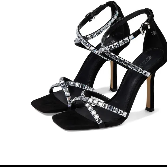 Woman's Heels MICHAEL Michael Kors Celia Strappy Sandal Size 8