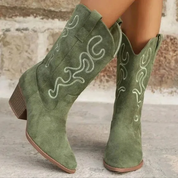 Women Fashionable Embroidered Wedge Heel Western Chelsea Boots, Cowboy Boots