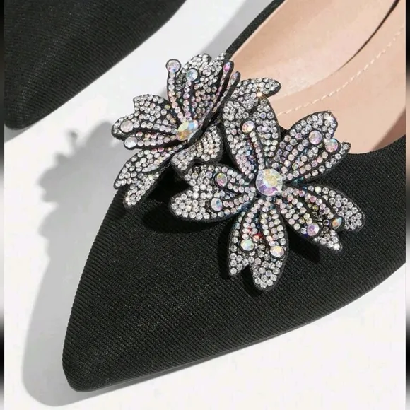 Women Flat Mule Shoes, Pointy Toe Slip-On Flats With 3D Floral Rhinestone Decor