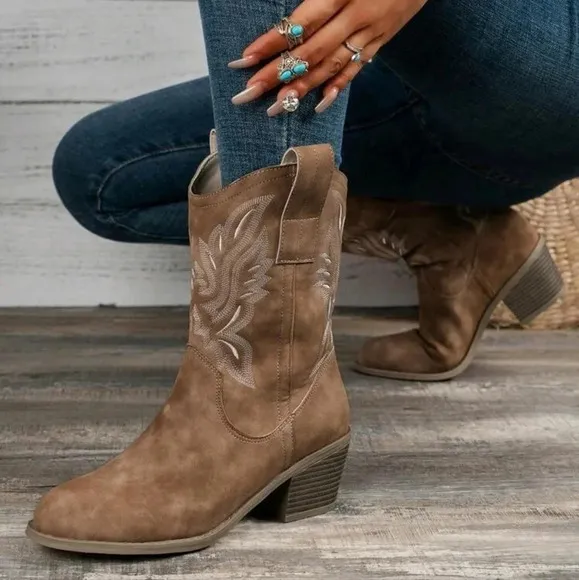 Women's Brown Embroidered Western Ankle Boots, Cowboy Boots