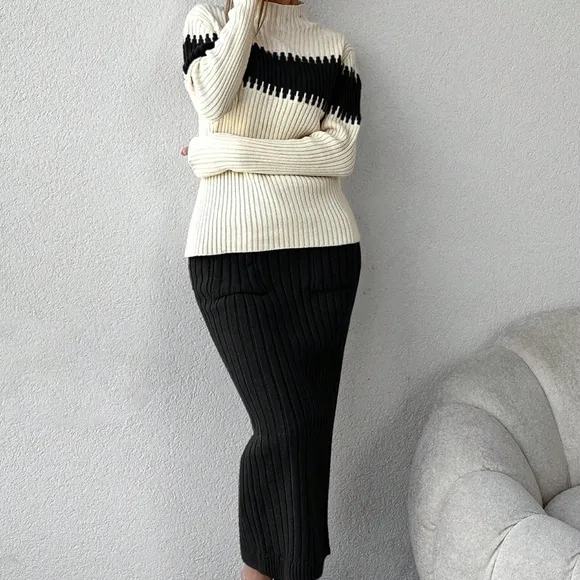 Women's Contrast Color Half Turtleneck Sweater Two Piece Set