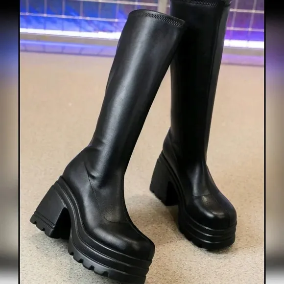 Women's Fashionable Black High-Heeled Thick-Soled Slip-On Loafers Elastic Boots