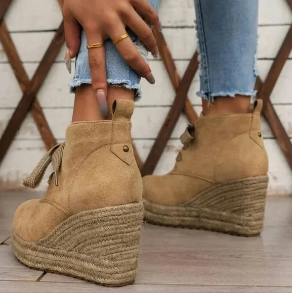 Women's Fashionable Solid Color Woven Bottom All-Match Increasing Height Boots