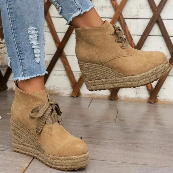 Women's Fashionable Solid Color Woven Bottom All-Match Increasing Height Boots