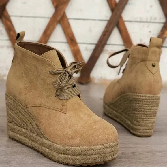 Women's Fashionable Solid Color Woven Bottom All-Match Increasing Height Boots