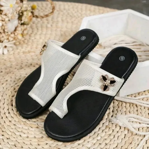 Women's Flat Slippers For Outdoor/Beach/Vacation In Summer