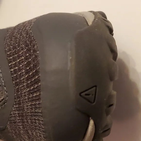 Women's keen terradora ll mid waterproof  boots new.