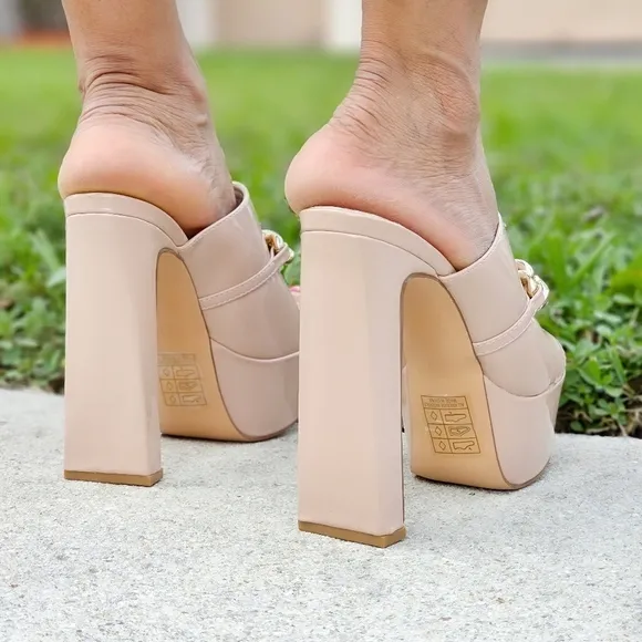 Women's Platform Heeled Mule Open Loafers Nude Color Patent