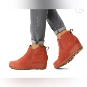 Women's Sorel Evie Pull on Booties Warp-red Suede Ankle Boots Size 10.5