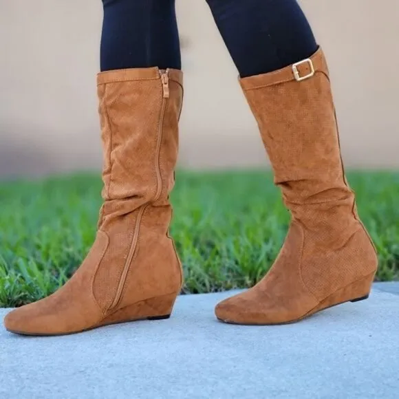 Women's Tan Wrinkle Finish Calf Length Pull On Boots Rounded Toe