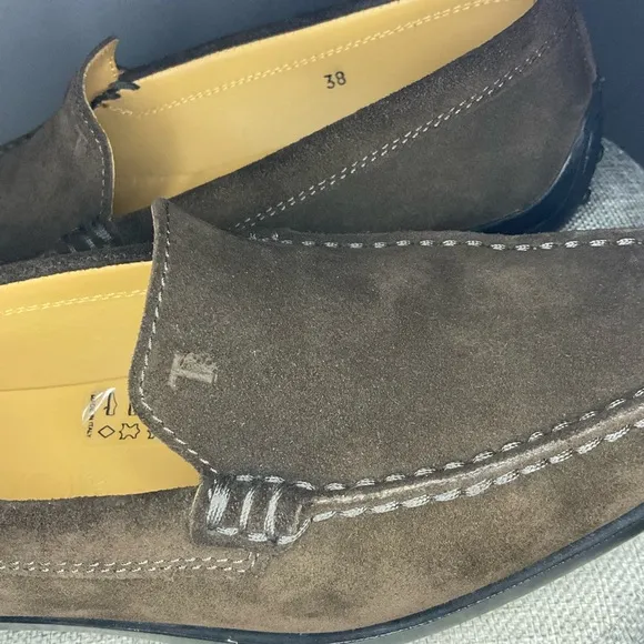 Women’s Tod’s Moc Square Toe Brown Suede Slip-On Loafers with Moccasin Design 38