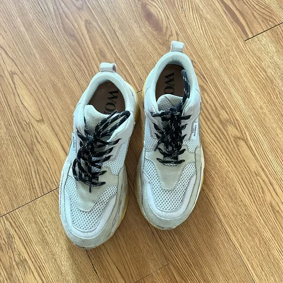 Won Hundred Sneakers