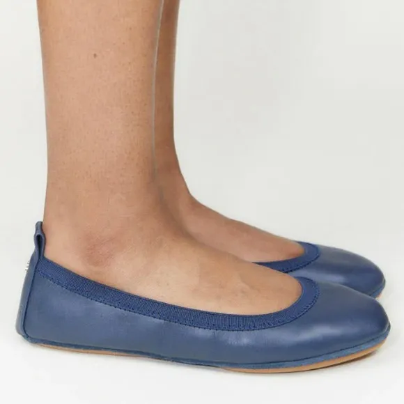 YOSI SAMRA SIZE 10 BRAND NEW IN BOX NAVY PACKABLE BALLET FLATS