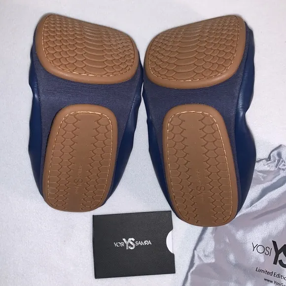 YOSI SAMRA SIZE 10 BRAND NEW IN BOX NAVY PACKABLE BALLET FLATS